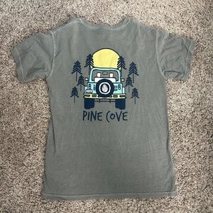 Pine Cove Grey Jeep T-Shirt Size Small Comfort Colors
